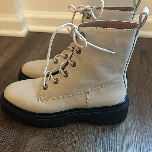 Madewell Rayna Lace Up Boot - Picture 6 of 7
